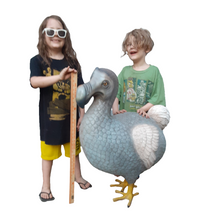 Laden Sie das Bild in den Galerie-Viewer, Rent a Dinosaur Exhibit!