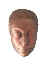 Charger l'image dans la galerie, Joan Crawford Mommie Dearest Life Mask Death mask life cast Plaster