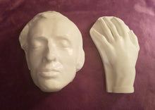 Charger l'image dans la galerie, Chopin life mask Head and hand death cast