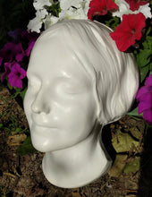 Load image into Gallery viewer, L'Inconnue de la Seine Face Cast Life Mask (Lifesize) Death mask life cast Plaster
