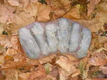 Load image into Gallery viewer, Oviraptor Egg nest with 6 Eggs Cast Replica Dinosaur Reproductions