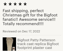 Cargar imagen en el visor de la galería, 1967 Bigfoot Patterson "Patty" track footprint cast