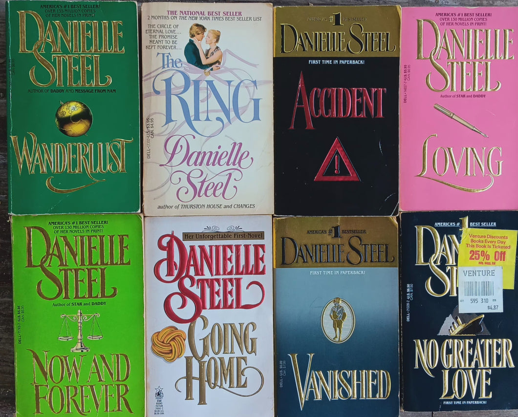 8 Danielle Steel Books