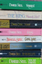 Load image into Gallery viewer, 8 Danielle Steel Books