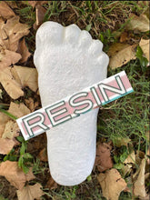 Load image into Gallery viewer, 1 Bigfoot Patterson &quot;Patty&quot; RESIN track footprint cast Resin Bigfoot Cast Track Replica