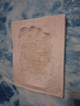Load image into Gallery viewer, 1957 Tom Slick Bigfoot Cast track replica