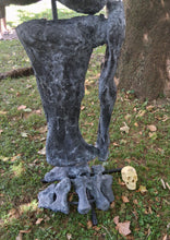 Cargar imagen en el visor de la galería, Camarasaurus leg cast replica