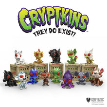 画像をギャラリービューアに読み込む, Cryptkins: Series 2 - Gryphon (Cryptkins Vinyl Figure Series 2 Gryphon *Opened box With Card *Open item*