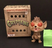 Load image into Gallery viewer, Cryptkins: Series 2 - Werewolf (Cryptkins Vinyl Figure Series 2 Werewolf *Opened box With Card *Open item*