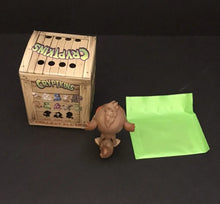 Load image into Gallery viewer, Cryptkins: Series 2 - Werewolf (Cryptkins Vinyl Figure Series 2 Werewolf *Opened box With Card *Open item*