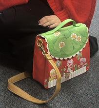 Cargar imagen en el visor de la galería, Strawberry Shortcake Crossbody Bag Purse