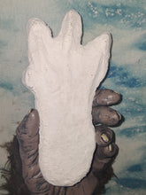 Load image into Gallery viewer, 1974 Honey Island Swamp Monster Track #1 Cast Replica footprint impression Cryptozoology Cryptid