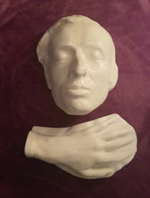 Laden Sie das Bild in den Galerie-Viewer, Chopin life mask Head and hand death cast