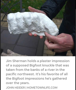 1982 Bigfoot / Sasquatch knuckle print cast replica